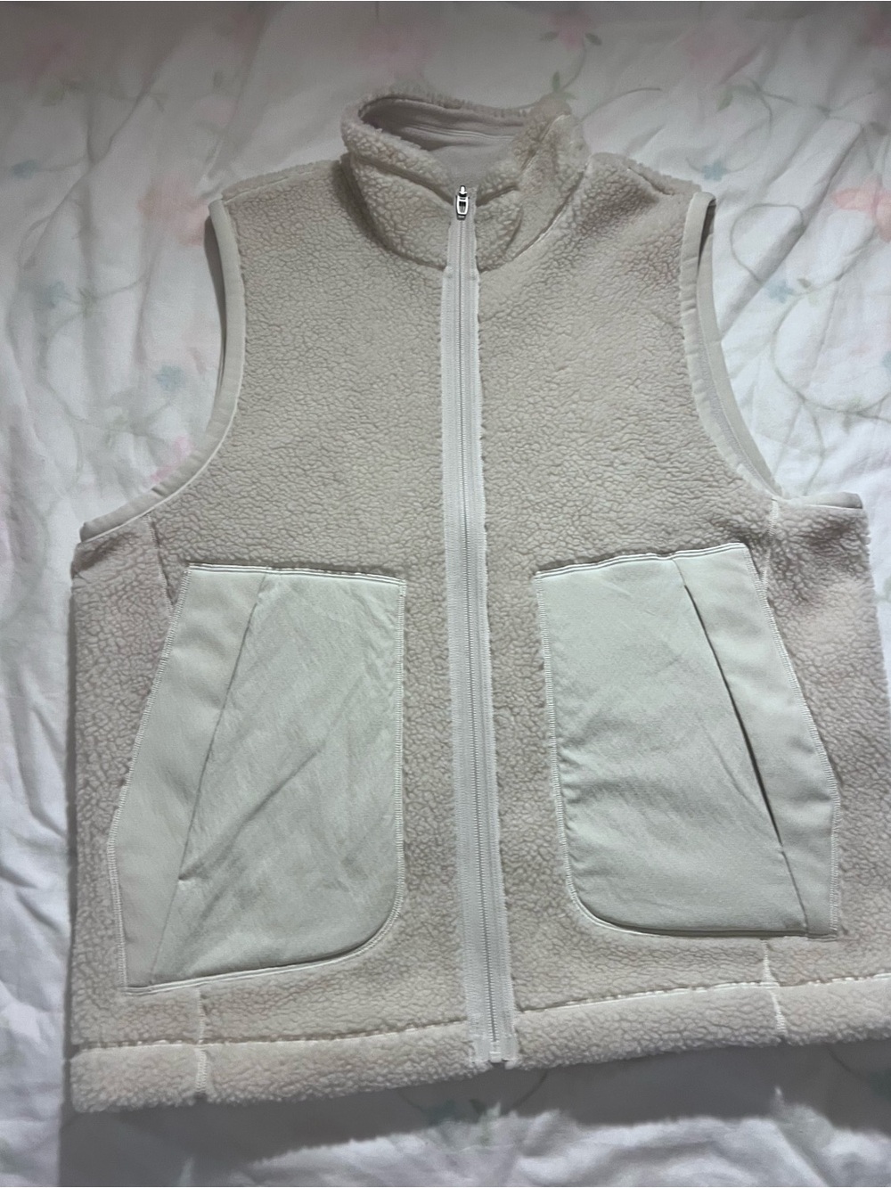 lululemon athletica Cream Sherpa Vest